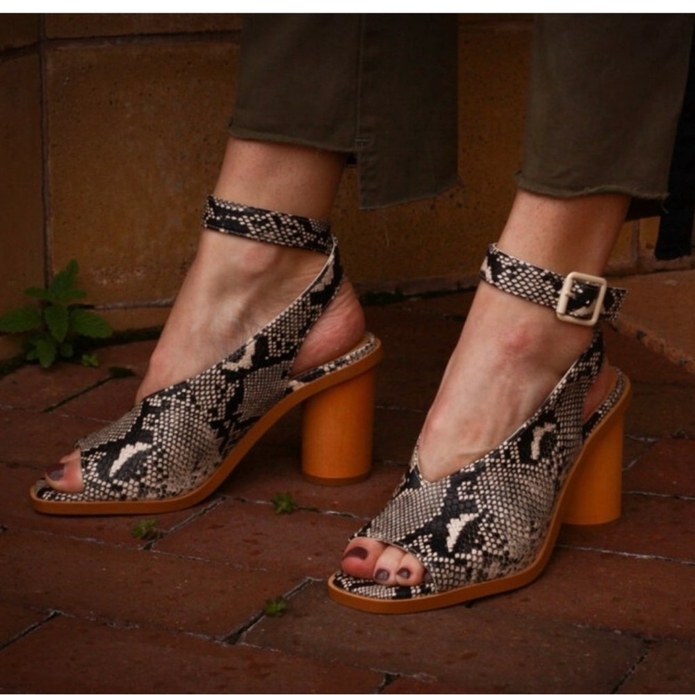 NWT Band of Gypsy snakeskin block heel sandal. Size 8.